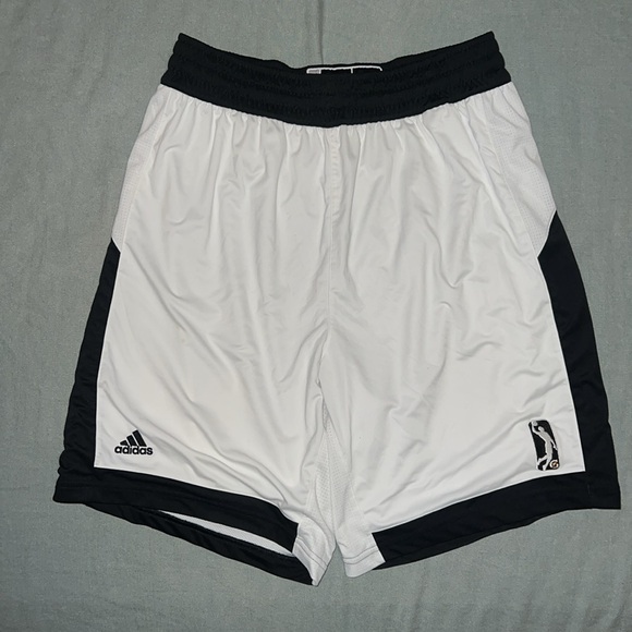 Official NBA G LEAGUE Combine Invite Adidas Shorts - Picture 3 of 9